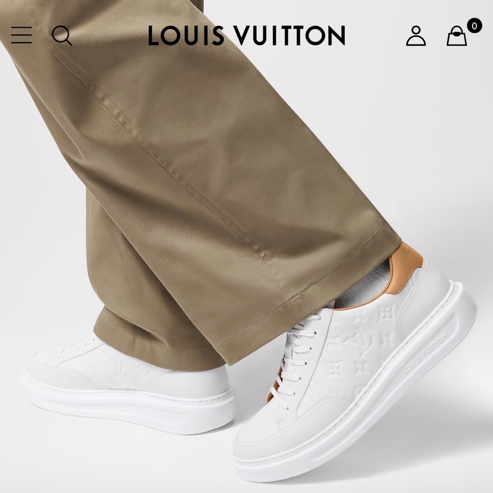 Louis Vuitton Beverly Hills Sneaker White Monogram Leather size LV 9.5 (US 10.5)